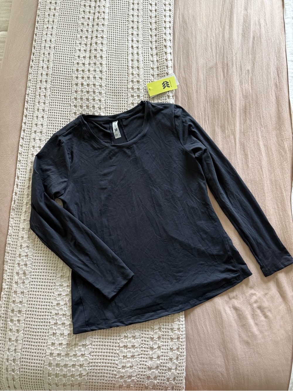 NEW all in motion Black Long Sleeve Crewneck Top Size M